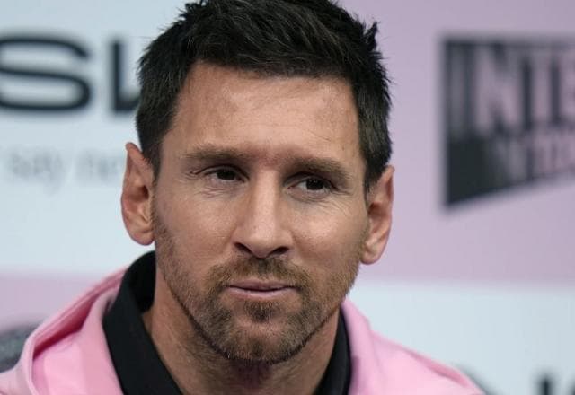 Messi rejeita idade como fator para aposentadoria: "Espero jogar por mais um tempo"