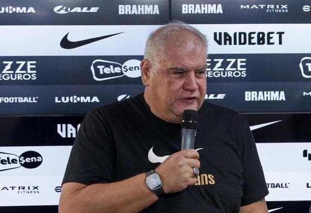 Corinthians anuncia saída de Rubão do cargo de diretor de futebol