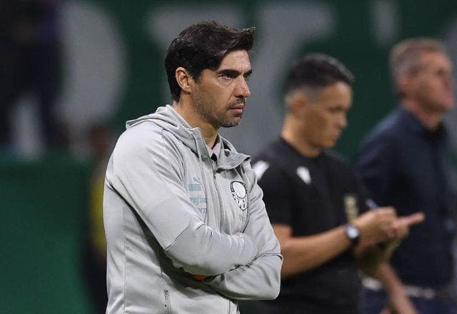 Abel Ferreira, do Palmeiras, pede desculpas a indígenas por fala xenofóbica