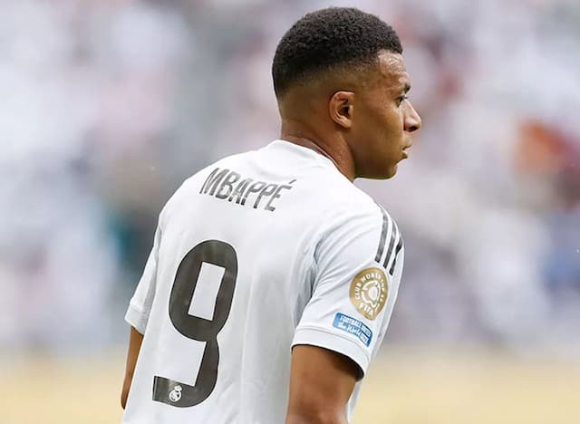 Torcedor é detido por insultos contra Mbappé, do Real Madrid