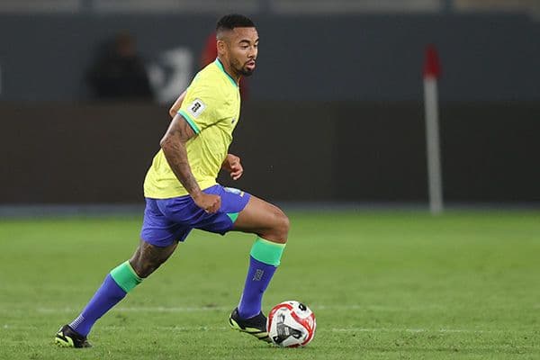 Gabriel Jesus é o quarto maior artilheiro da seleção em atividade