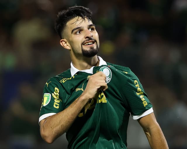 Flaco López faz três, Palmeiras atropela Ponte e avança às semis do Paulistão