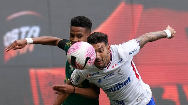 Palmeiras e Fortaleza empatam em duelo direto na briga pelo título do Brasileirão