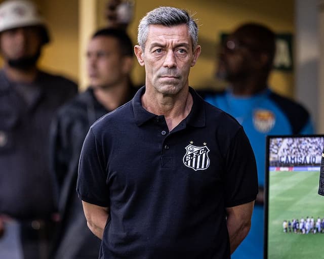 Santos recebe o São Paulo pelo Paulistão após quatro jogos sem vitória