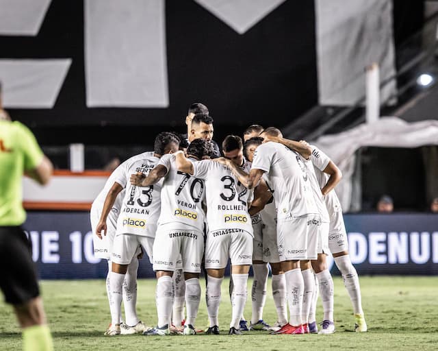 Santos encara o Ceará no Allianz em busca de afastar crise no Brasileirão