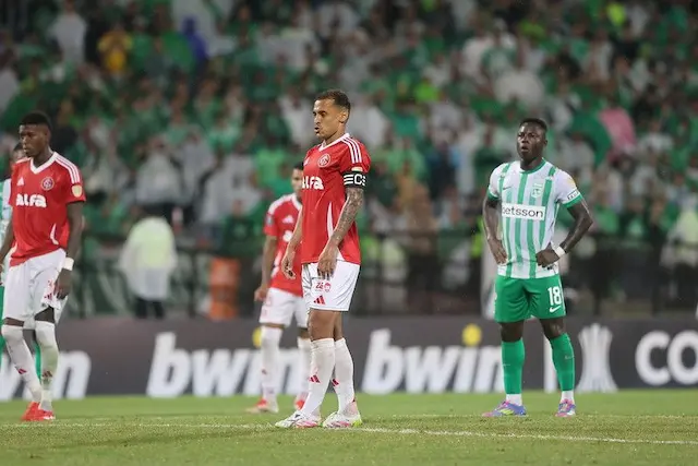 Internacional perde a primeira na Libertadores e vê Grupo F embolado