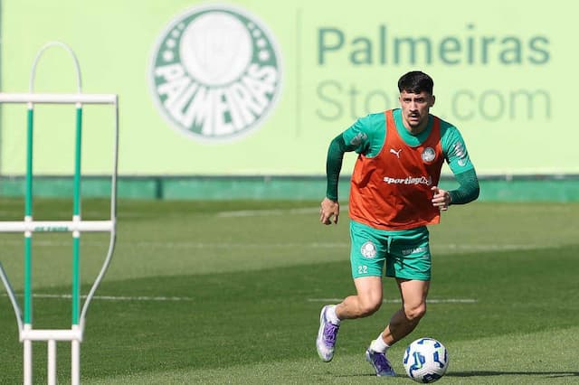 Palmeiras monitora Felipe Anderson e tem retorno de Piquerez em reapresentação
