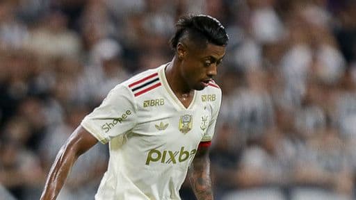 Luiz Araújo e Bruno Henrique desfalcam Flamengo contra o Galo