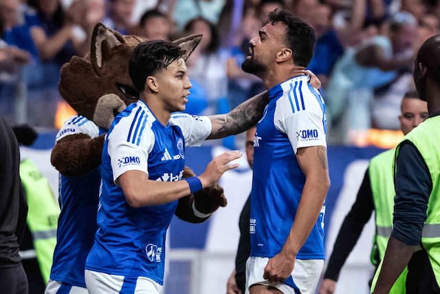 Cruzeiro formaliza reclamação à CBF sobre arbitragem no jogo contra o Santos