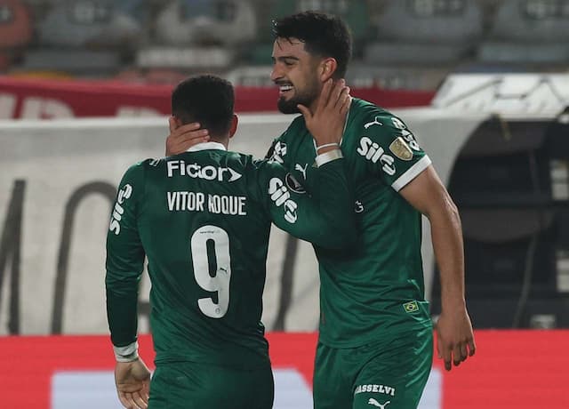 Aprovada? Flaco López e Vitor Roque comentam sobre dupla que brilhou em goleada no Palmeiras