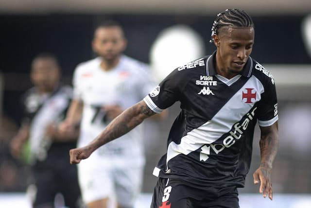 Vasco terá mudanças no time que enfrenta o Palmeiras