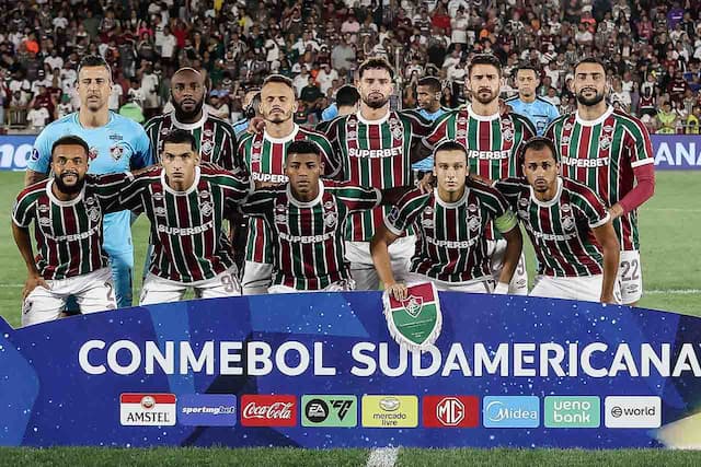 Conmebol multa Fluminense por uso de sinalizadores no Maracanã