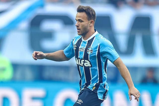 Arthur sofre nova lesão e vira dúvida para sequência decisiva do Grêmio