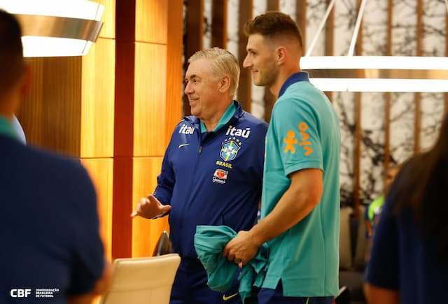 Seleção brasileira começa a se apresentar na Coreia do Sul