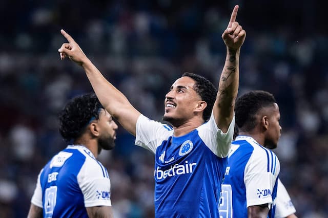 Cruzeiro vence o Fortaleza e ainda sonha com o título do Brasileirão