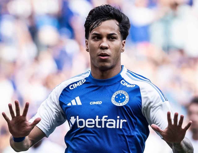 Kaio Jorge fala sobre briga pela artilharia do Brasileirão: "Vai ter disputa até o fim"