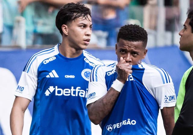 Kaio Jorge encerra jejum, Cruzeiro bate Vitória e segue perseguição aos líderes