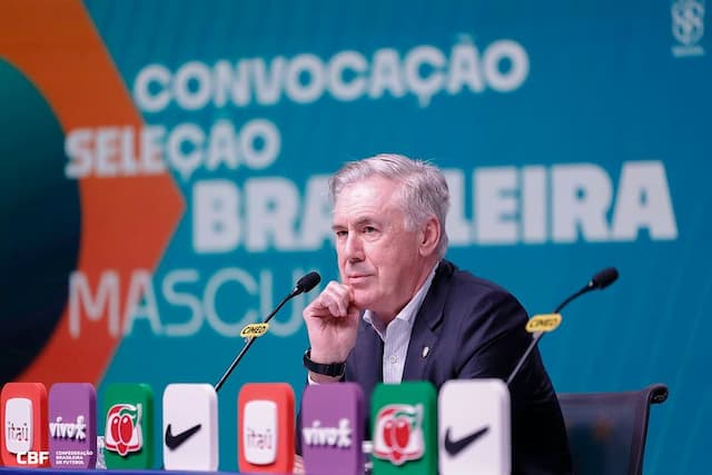 Ancelotti sobre polêmica de Vini Jr: "Não sou pai dele"