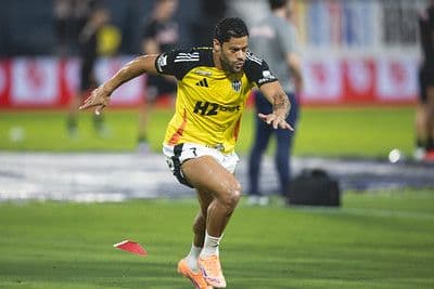 Na Sul-Americana, Hulk chega a dez finais com o Atlético-MG