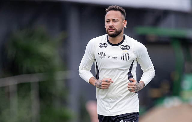 Neymar critica diretoria do Santos após rescisão com zagueiro João Basso