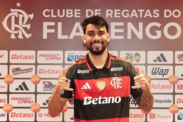 Apresentado no Flamengo, Paquetá se declara e fala sobre gol perdido: "Não consegui dormir"