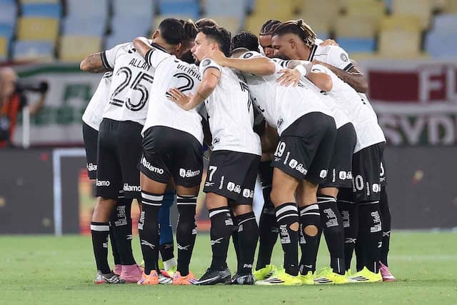 Botafogo vê pressão aumentar antes de sequência decisiva