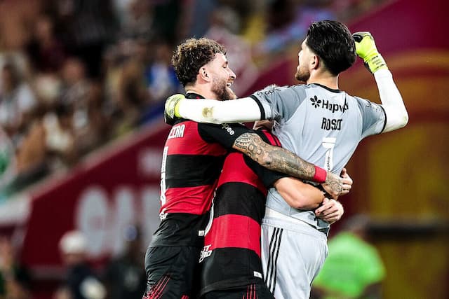 Rossi ressalta trabalho de Filipe Luís na conquista do Flamengo: "Não podemos esquecer"
