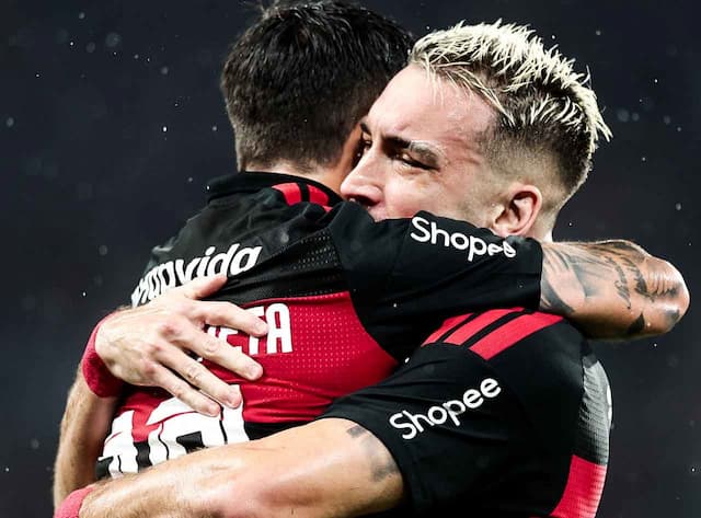 Flamengo vence Remo no Maracanã e encosta na liderança