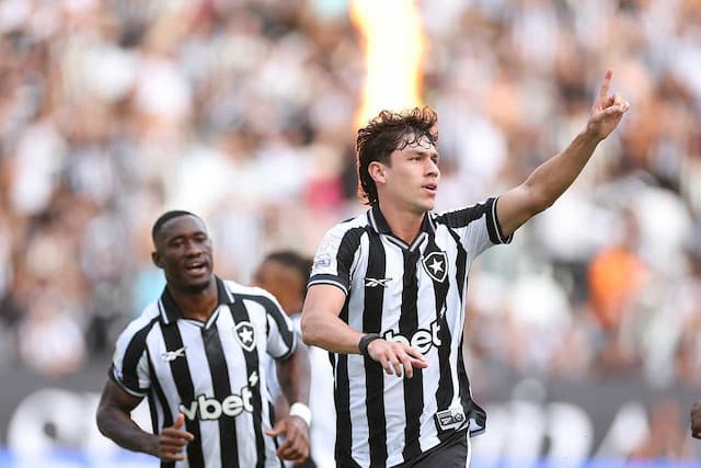 Ferraresi encerra jejum de quase dois anos em seu primeiro gol pelo Botafogo