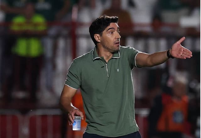 Abel Ferreira enaltece Klopp e afirma que sua fala foi "tirada de contexto"