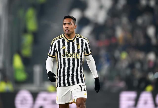 Flamengo se aproxima de acerto com Alex Sandro, ex-Juventus