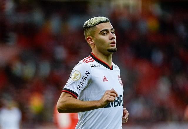 Flamengo desiste da compra do volante Andreas Pereira