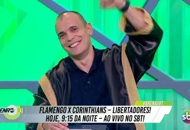 Mano projeta "Flapocalipse" e diz: "Maracanã vai virar a Neo Química Arena"
