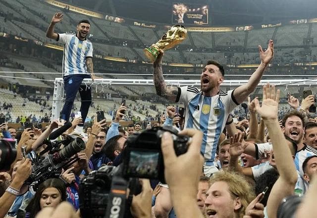 Fifa abre processo contra Argentina por comemoração na Copa do Mundo