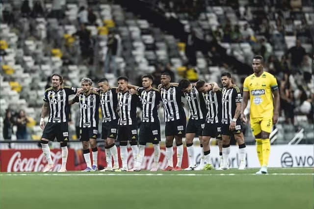 Lyanco e Scarpa admitem troca de farpas, mas fazem as pazes no Atlético