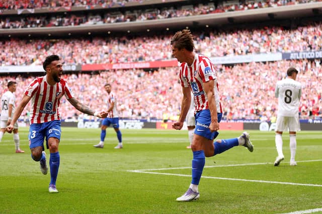 Atlético goleia e acaba com invencibilidade do Real Madrid 