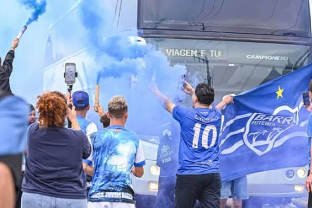 Inédito! Barra bate Santa Cruz, faz história e é campeão da Série D 2025