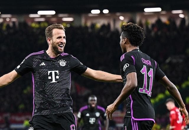 Bayern vence Manchester United e elimina ingleses da Champions League
