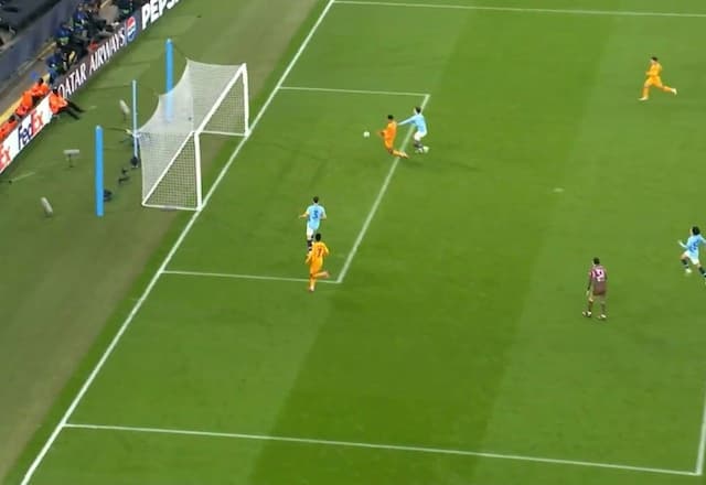 Virou! Bellingham marca o terceiro gol do Real Madrid contra o City na Champions