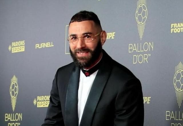 Atacante do Real Madrid, Karim Benzema conquista Bola de Ouro