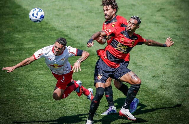 Lanterna, Sport, nos acréscimos, apronta para cima do Bragantino