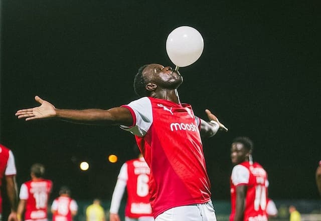 Benfica encaminha contratação de Bruma, atacante alvo do Vasco