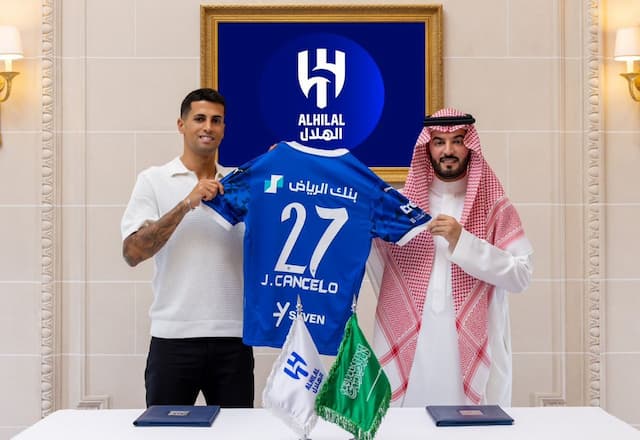 Al-Hilal anuncia a contratação do lateral português João Cancelo
