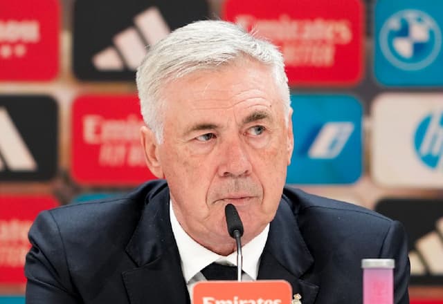 Ancelotti responde sobre o futuro de Vini Jr: “Quer fazer história no Real Madrid"