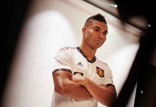 Casemiro traça objetivos no Manchester United: "Quero ganhar jogos e títulos"