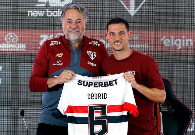 Cédric Soares revela influência de ídolo tricolor em sua decisão de jogar no São Paulo 