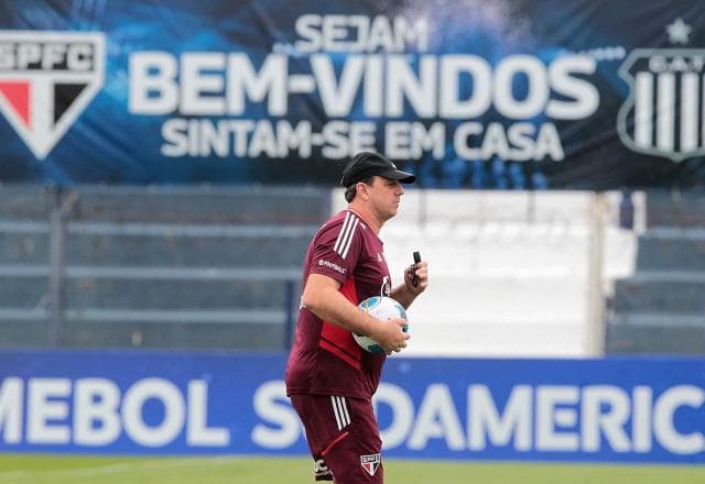 "Dois anos que se resumem em 90 minutos", diz Ceni sobre final do São Paulo