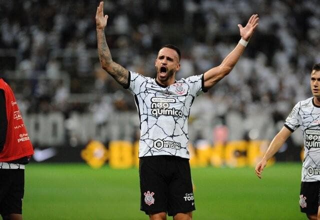 Corinthians goleia Ponte Preta em estreia de Vítor Pereira em Itaquera