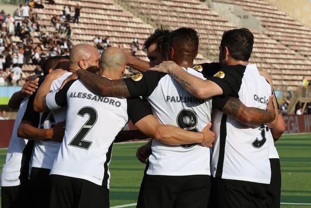 Reencontro de Gigantes termina empatado entre Corinthians e Boca Legends no Pacaembu