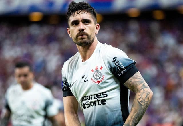 Corinthians larga em vantagem contra o Fortaleza pelas quartas da Sul-Americana